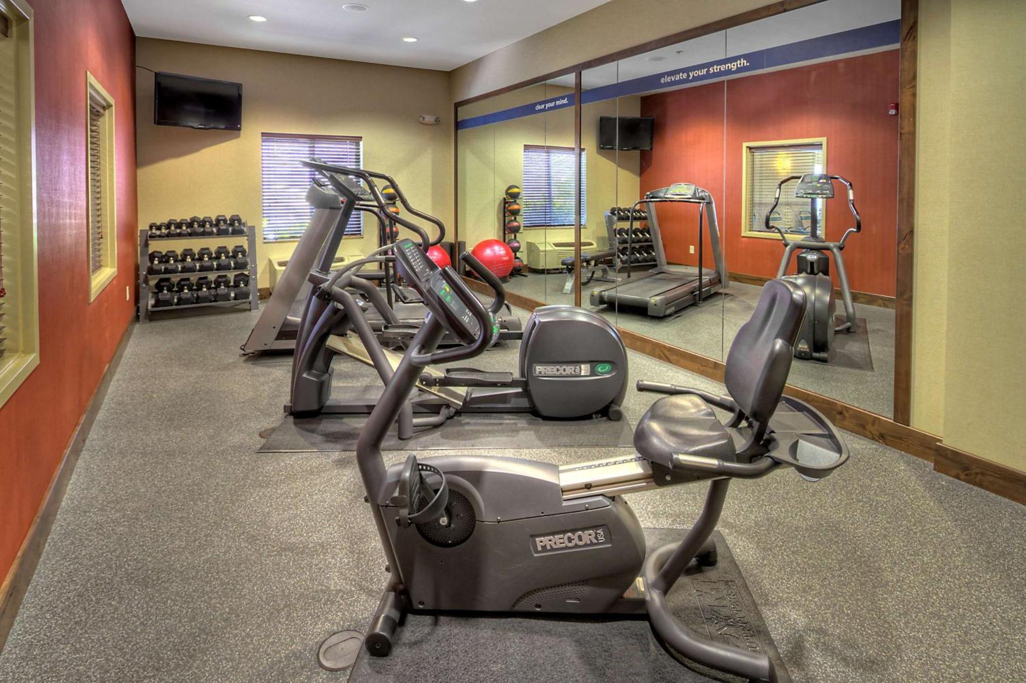Hampton Inn Туин Фолс Екстериор снимка