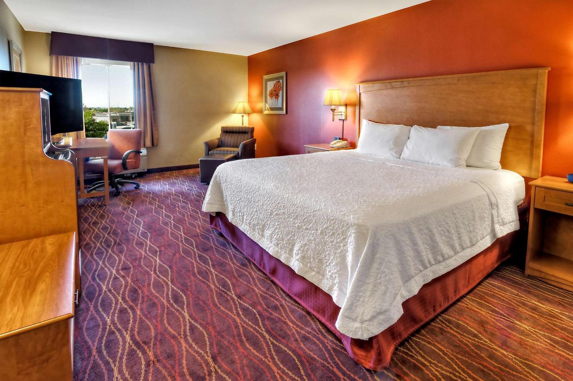 Hampton Inn Туин Фолс Екстериор снимка