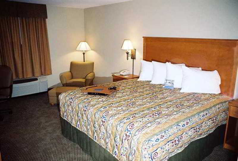 Hampton Inn Туин Фолс Стая снимка